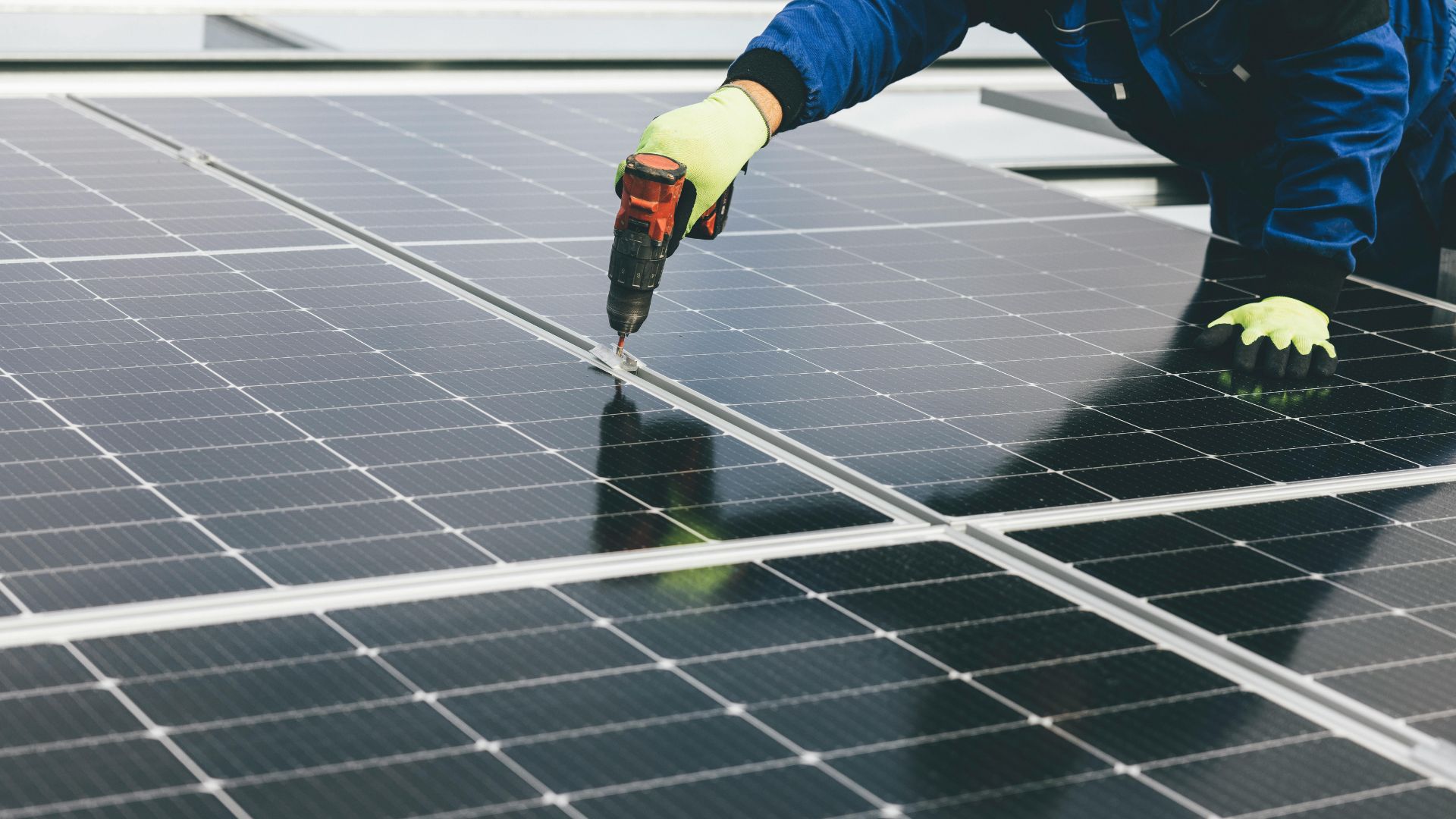 Afbouw salderingsregeling zonnepanelen voorlopig van de baan.jpg